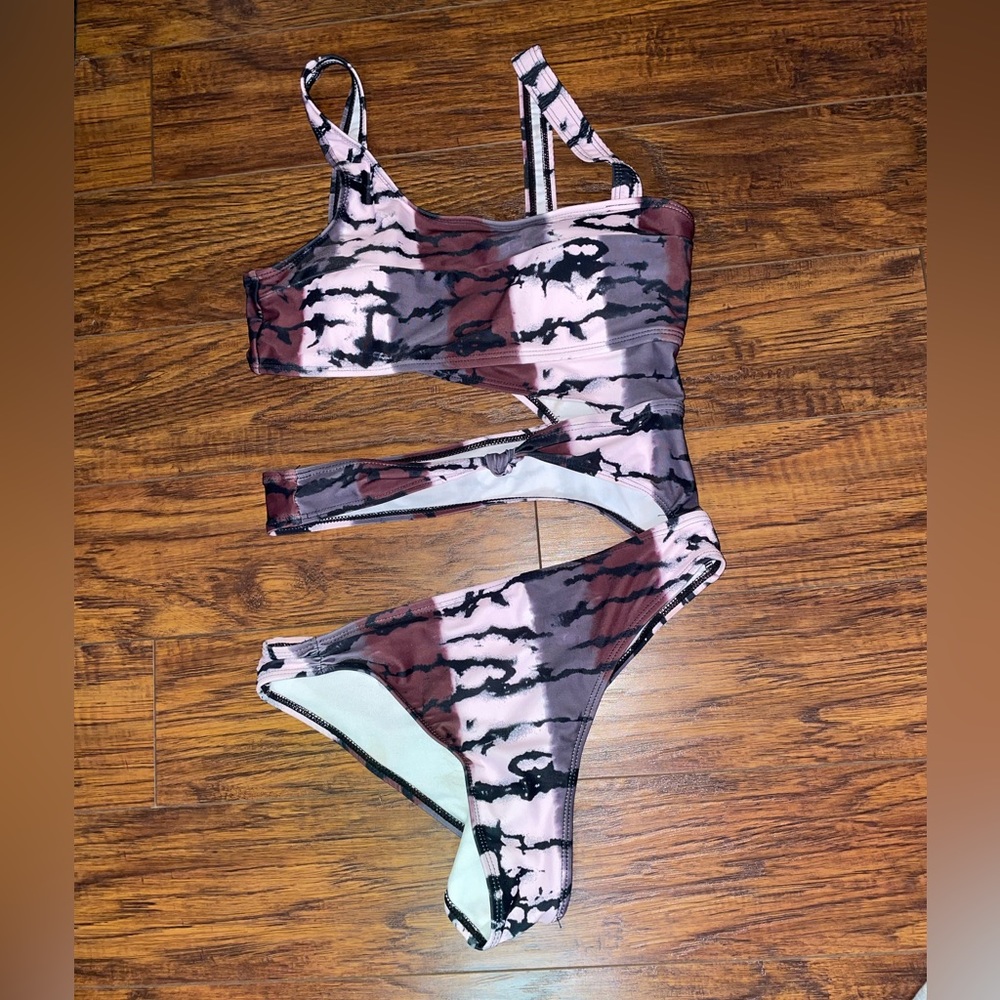 Cutout One Piece Swimsuit